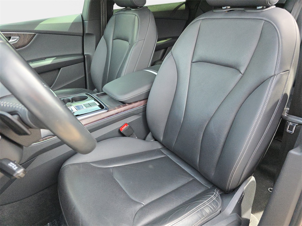 2019 Audi Q8 line Premium Plus photo 16