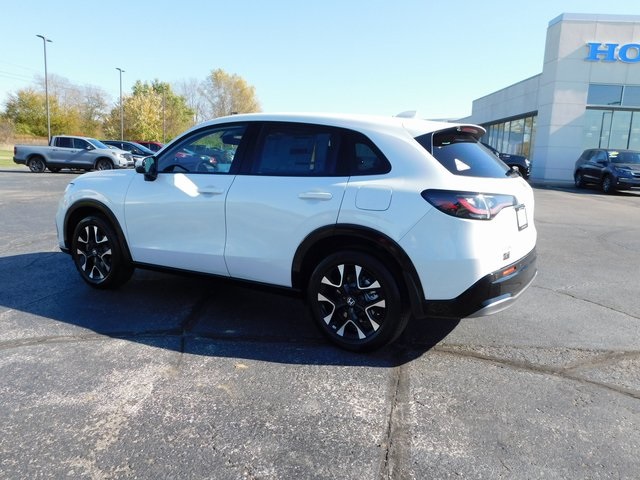 2026 Honda HR-V EX-L photo 2