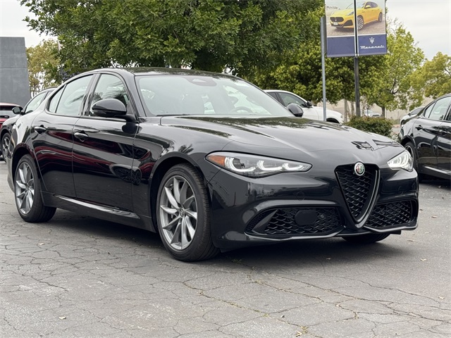 2025 Alfa Romeo Giulia