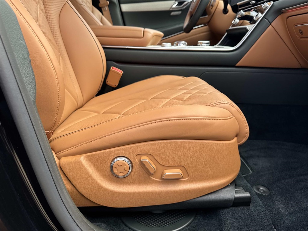 2025 Genesis GV80 3.5T Prestige photo 10