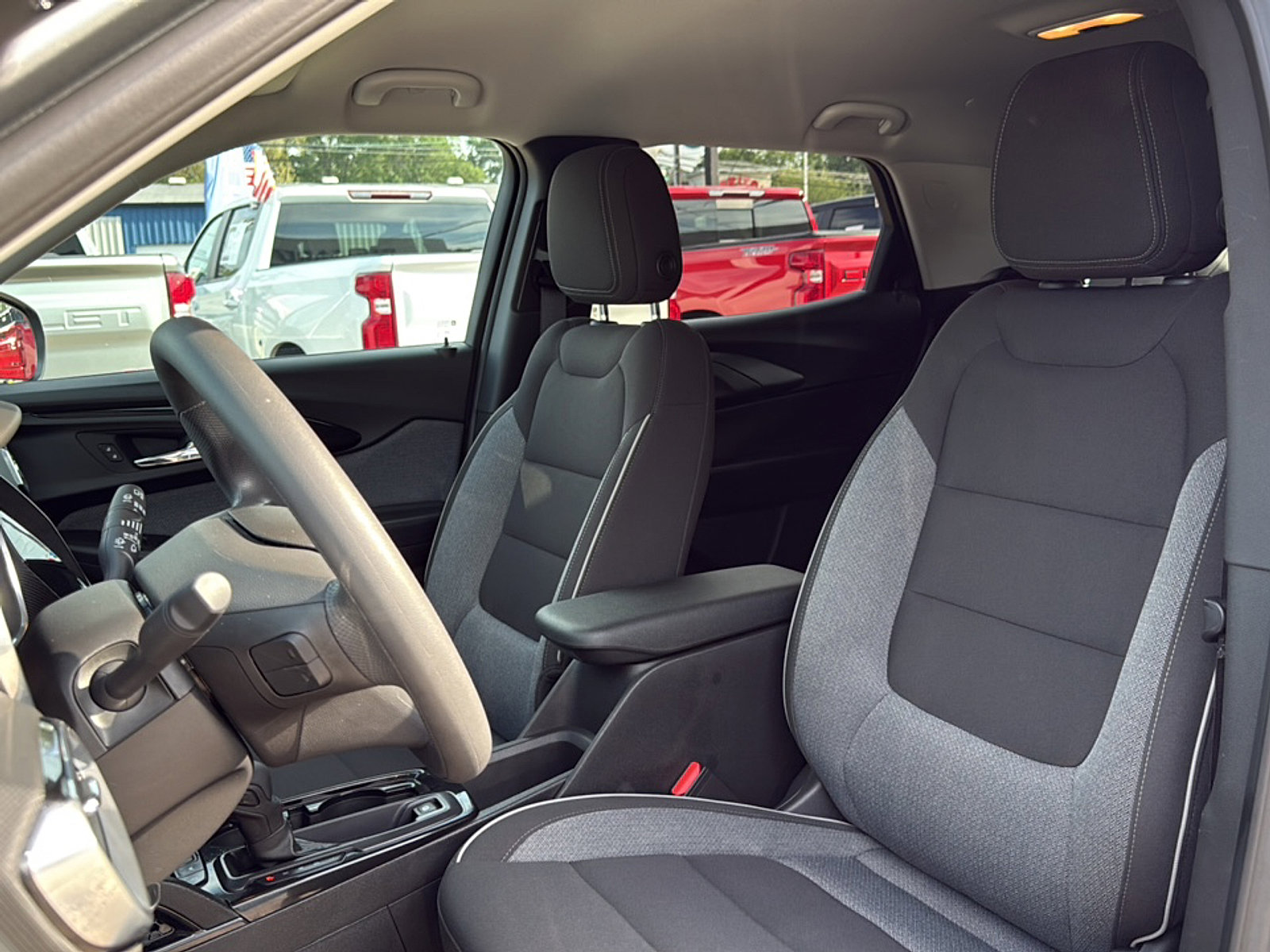 2023 Chevrolet Trailblazer LT photo 17