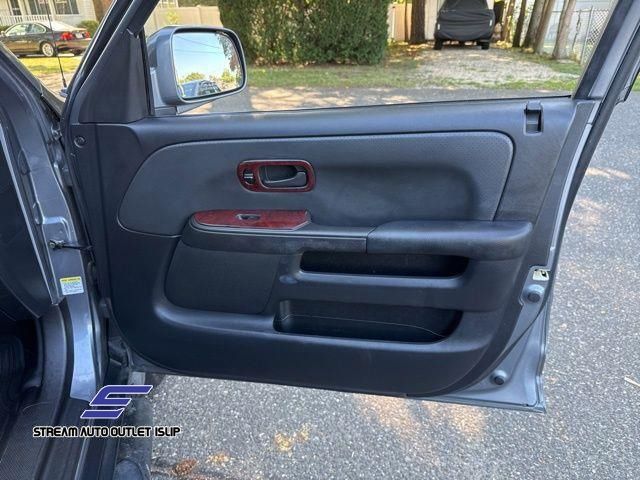 2005 Honda CR-V SE photo 12