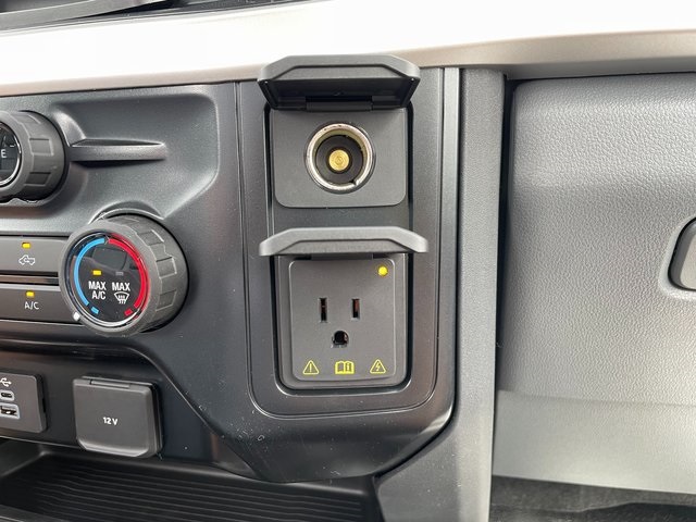 2025 Ford F-450 photo 23