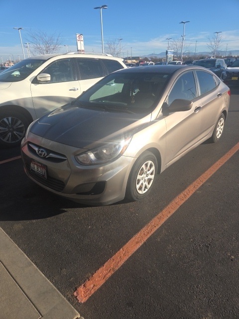 2012 Hyundai Accent GLS's photo