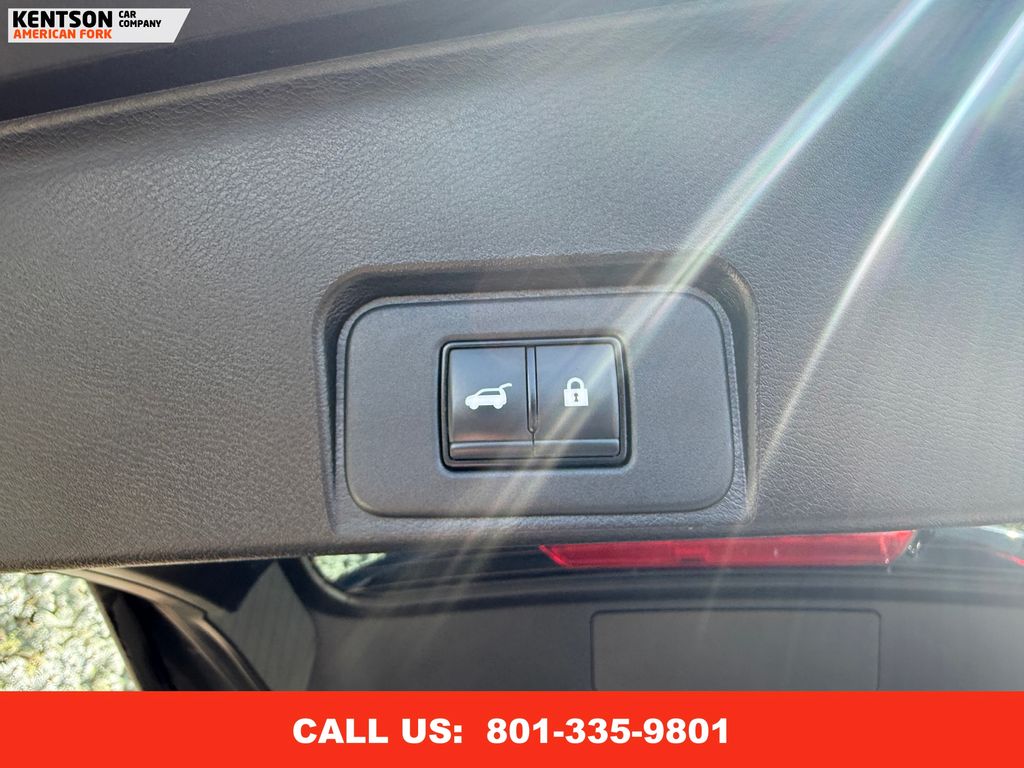 2024 Nissan Rogue SV photo 33