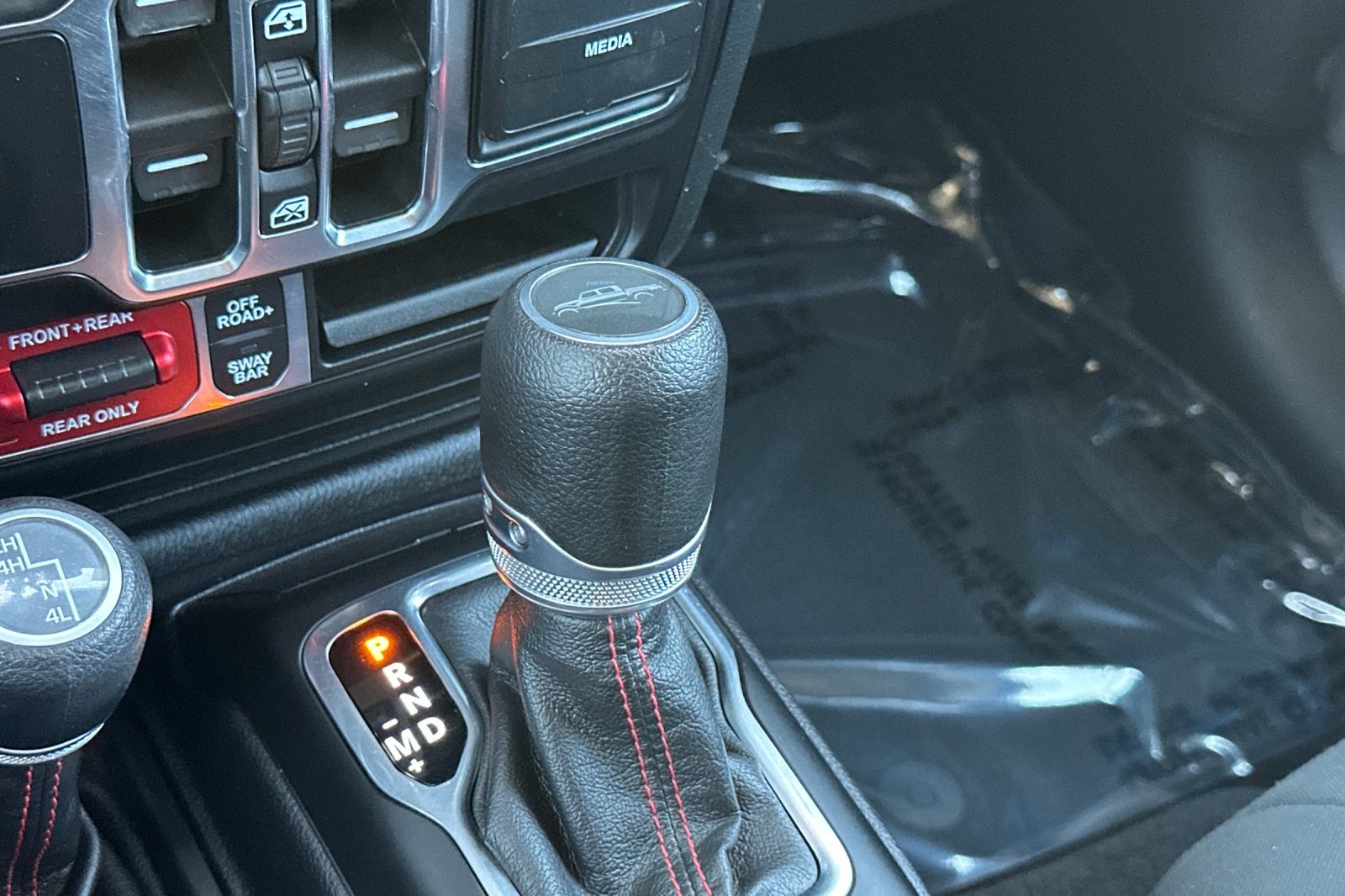 2020 Jeep Gladiator Rubicon photo 20