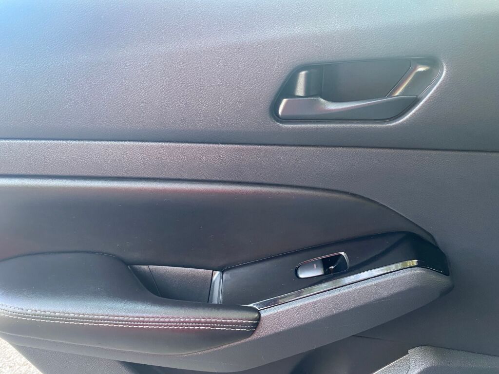 2023 Nissan Altima 2.5 SV photo 18