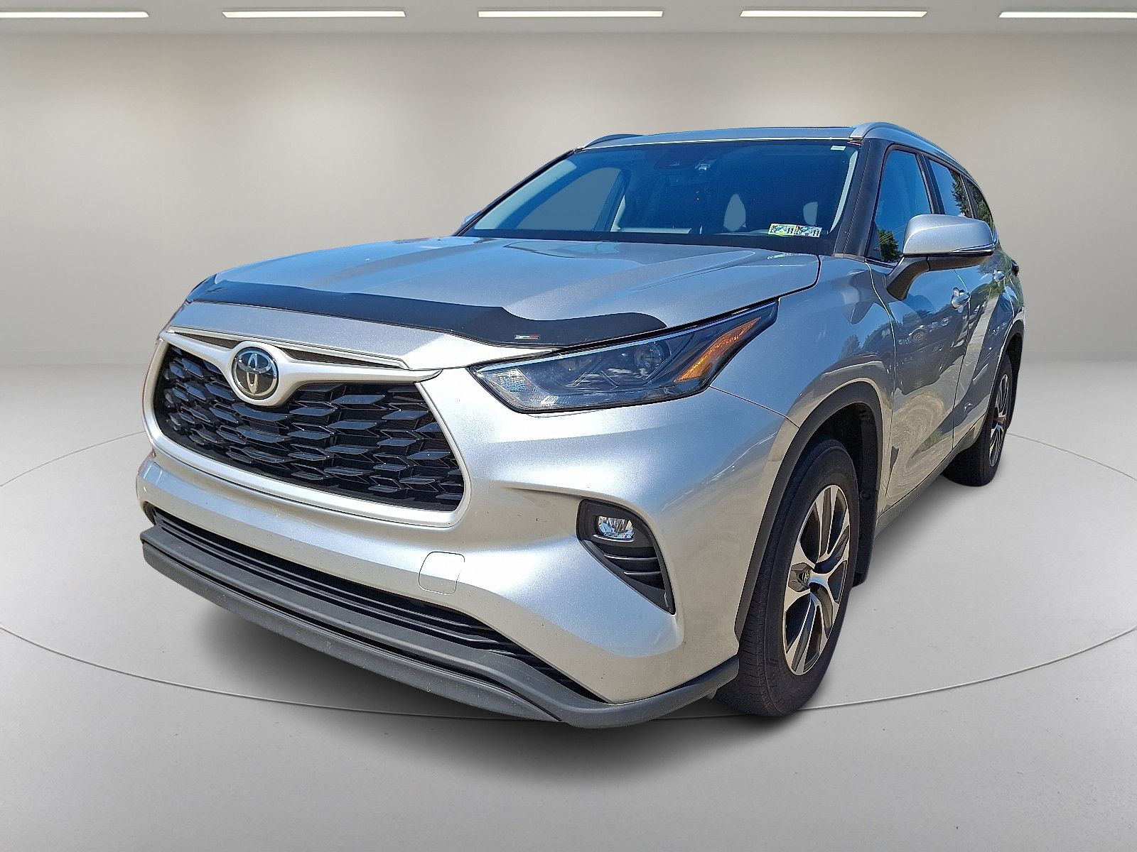 2023 Toyota Highlander XLE photo 4
