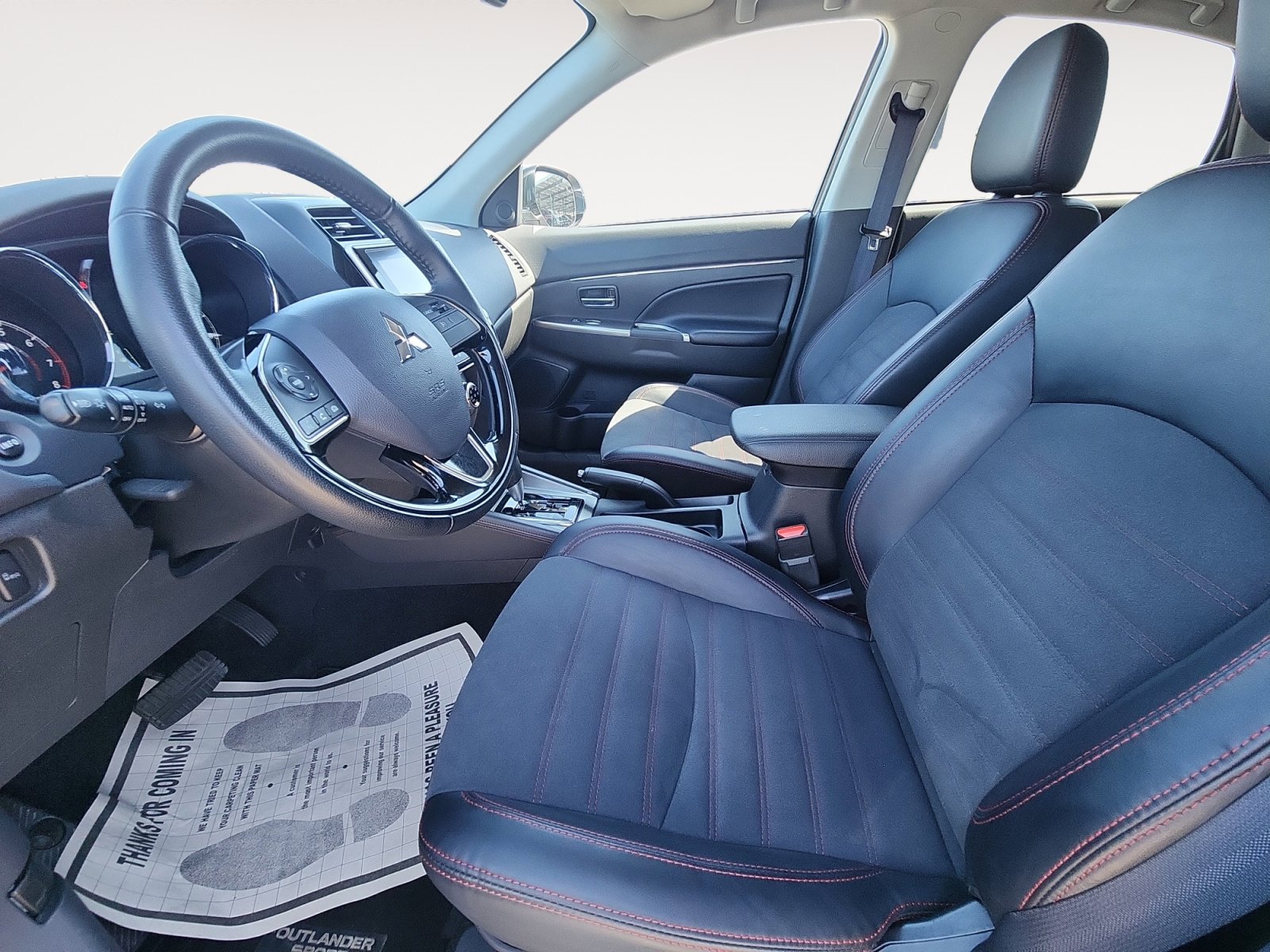 2024 Mitsubishi Outlander Sport SE photo 15