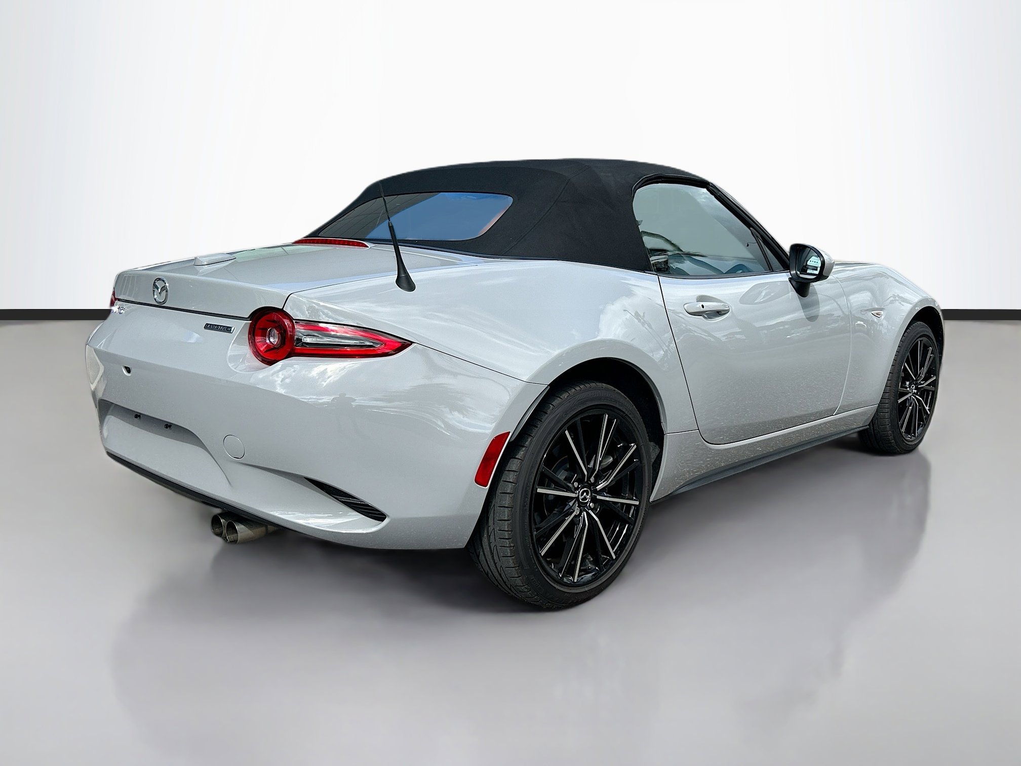 2024 Mazda MX-5 Miata Miata Grand Touring photo 4