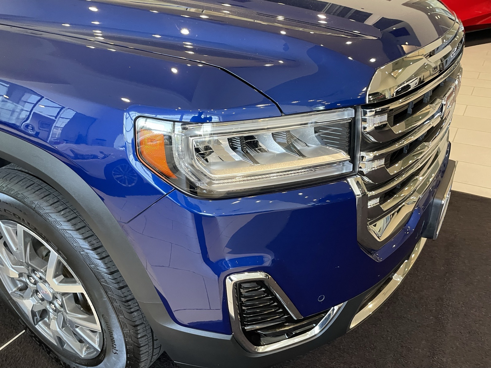 2023 Gmc Acadia SLE photo 12