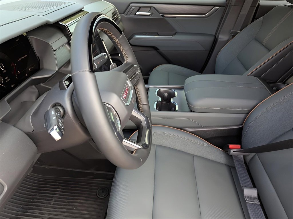2026 Gmc Acadia AT4 photo 7