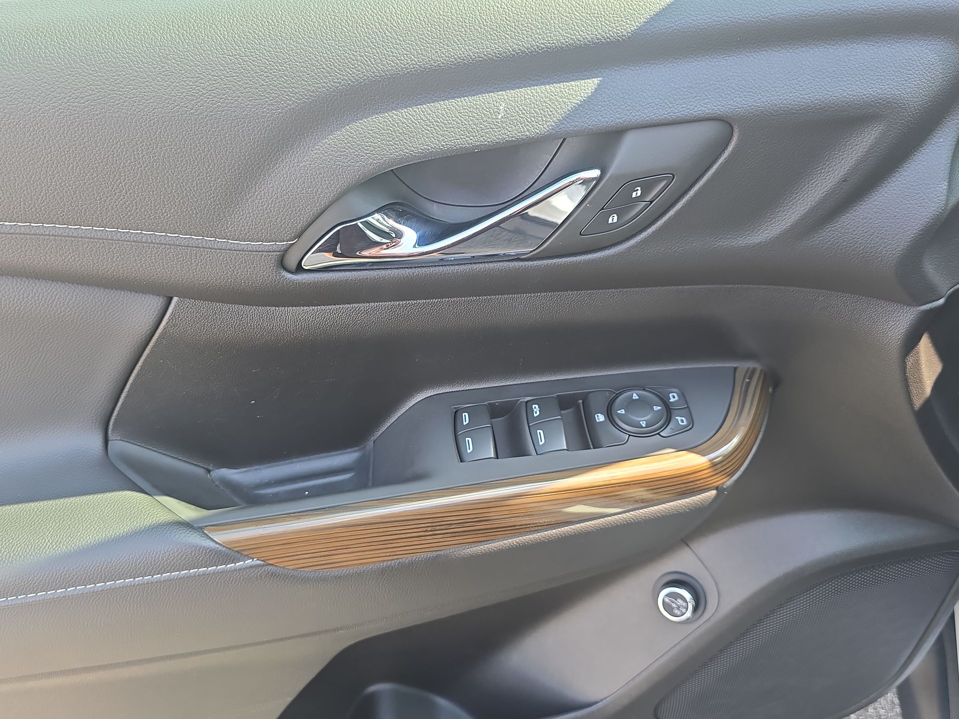 2023 Gmc Acadia SLE photo 56