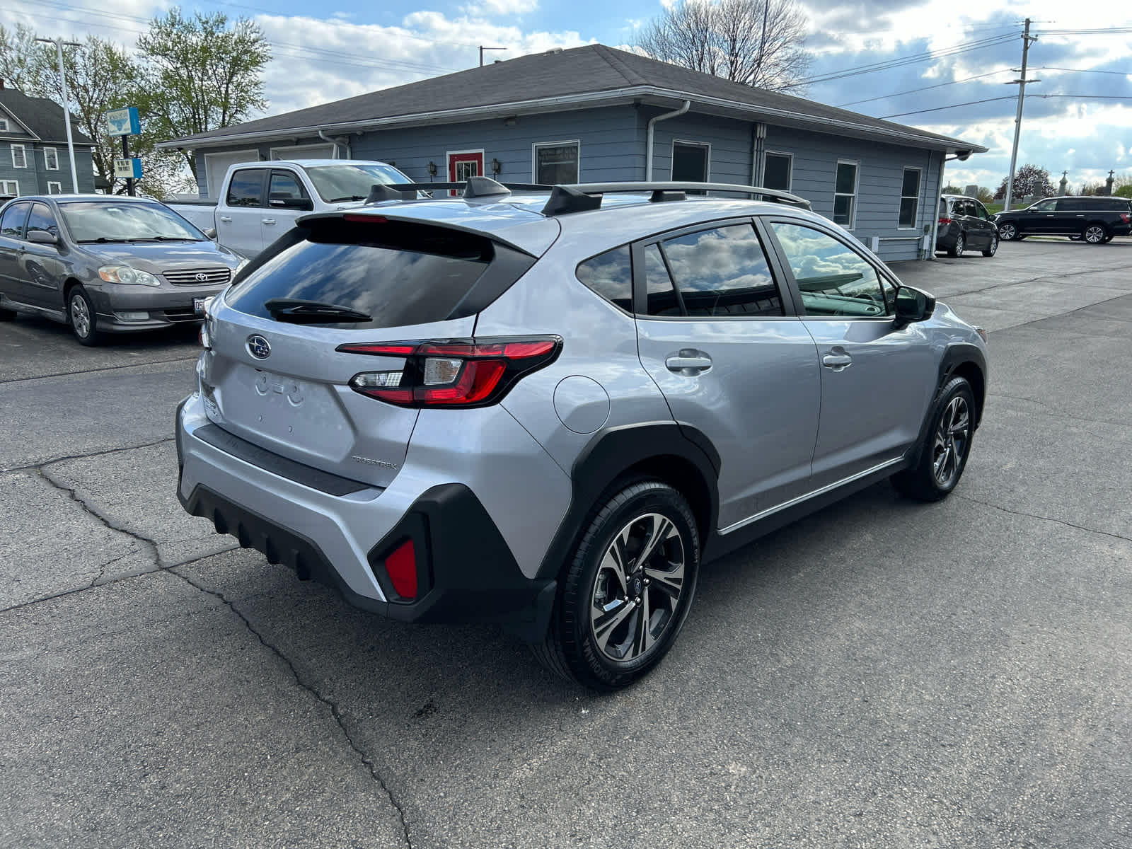 2024 Subaru Crosstrek Premium photo 3