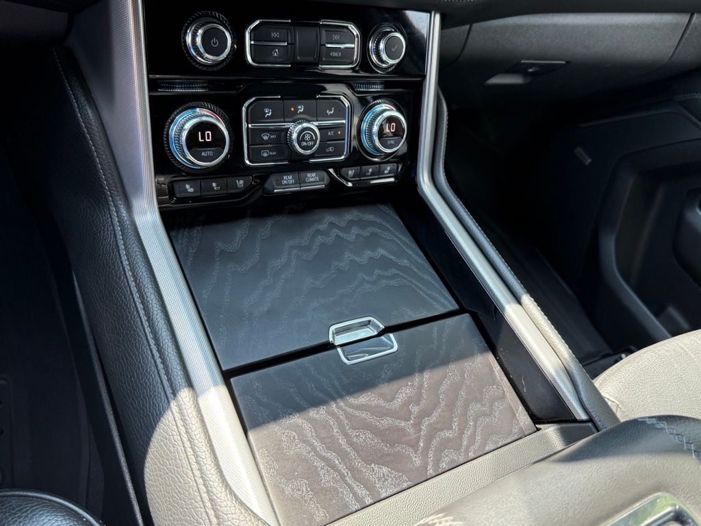 2022 Gmc Yukon XL Denali photo 23