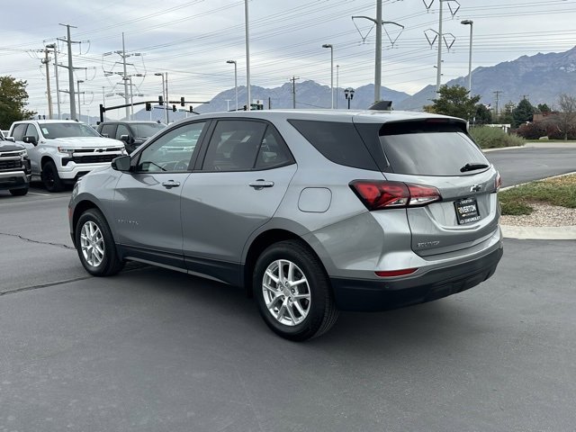 2023 Chevrolet Equinox LS photo 6