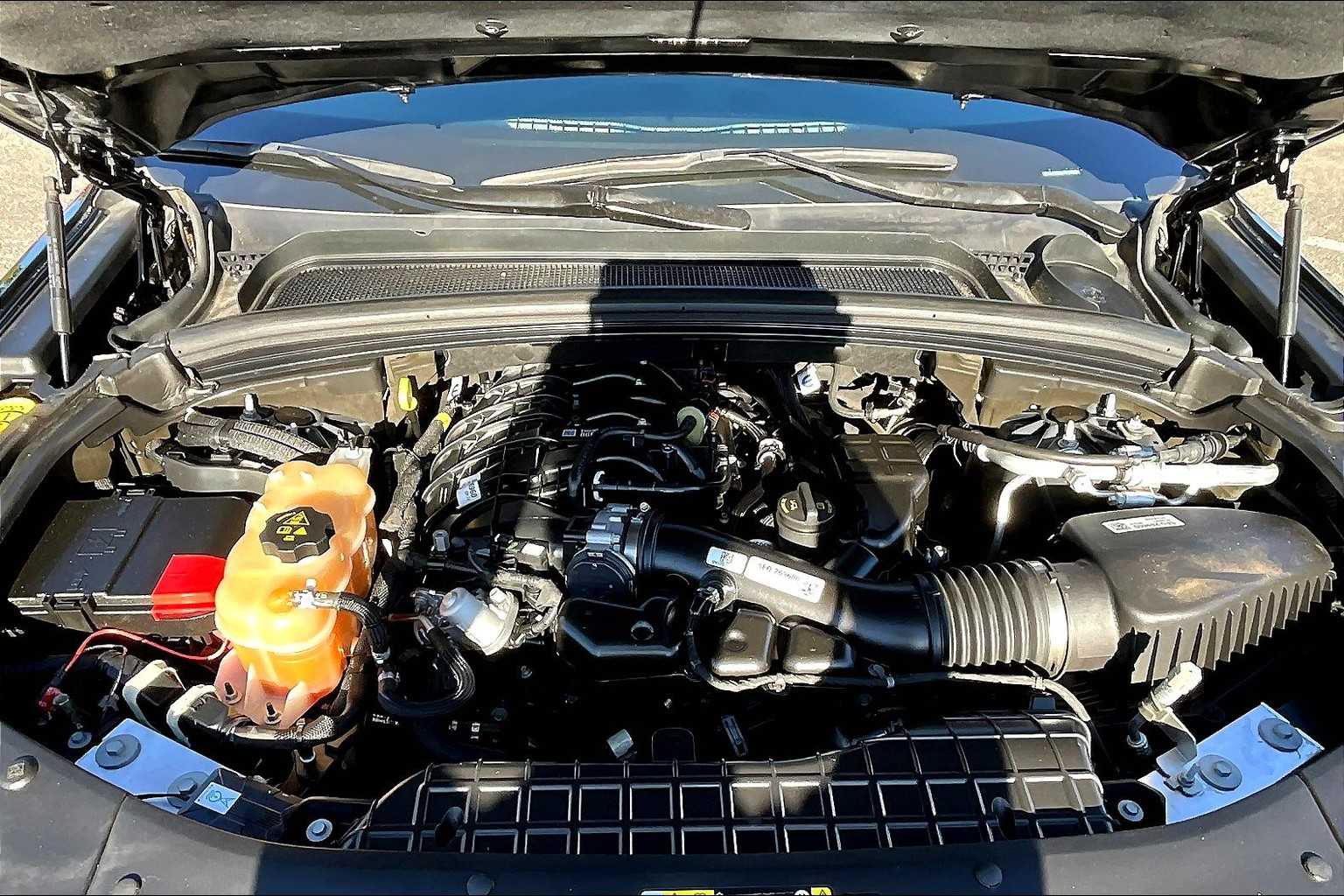 2024 Jeep Grand Cherokee Altitude photo 8