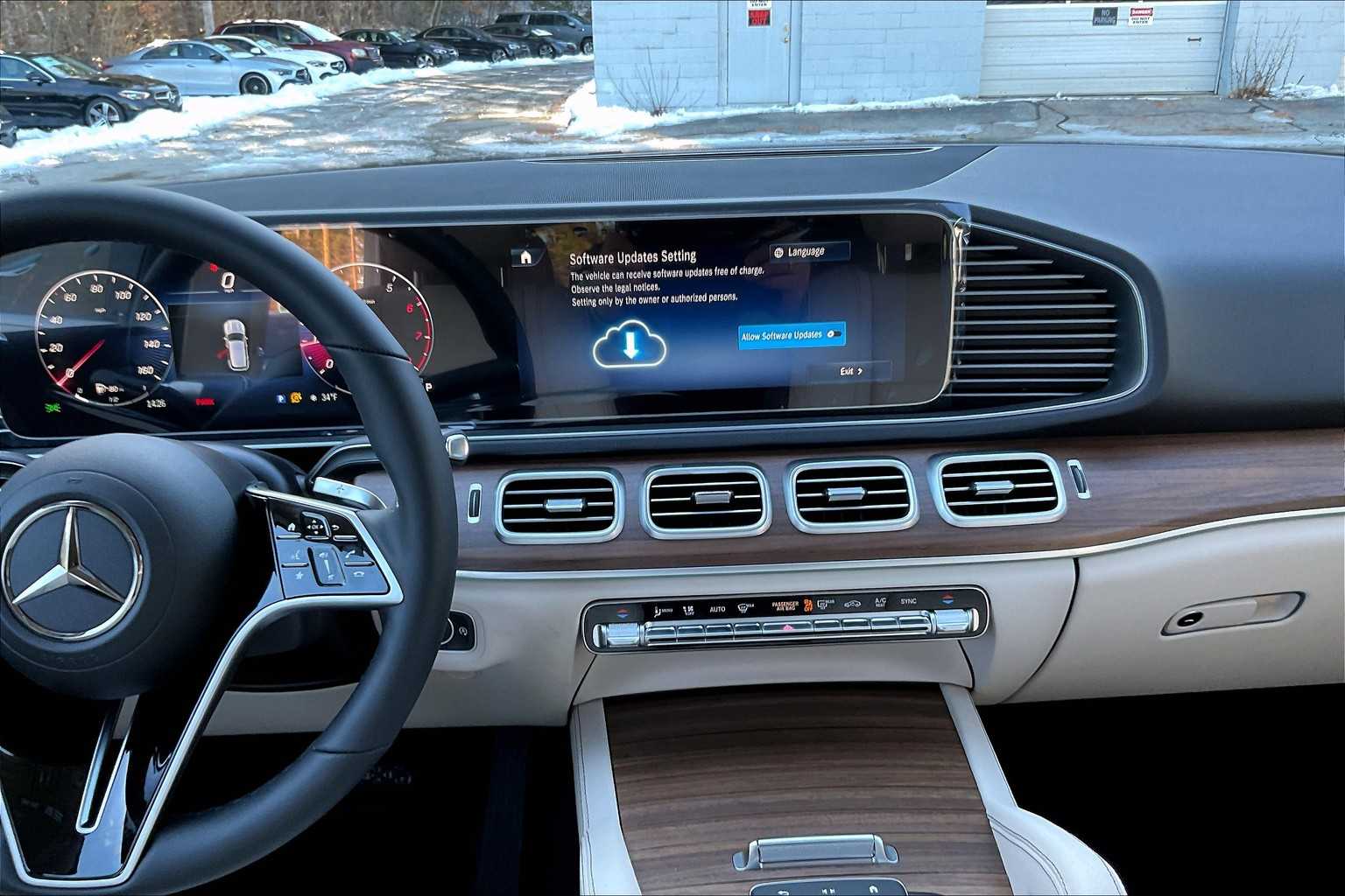 2025 Mercedes Benz GLE 350 4MATIC photo 8