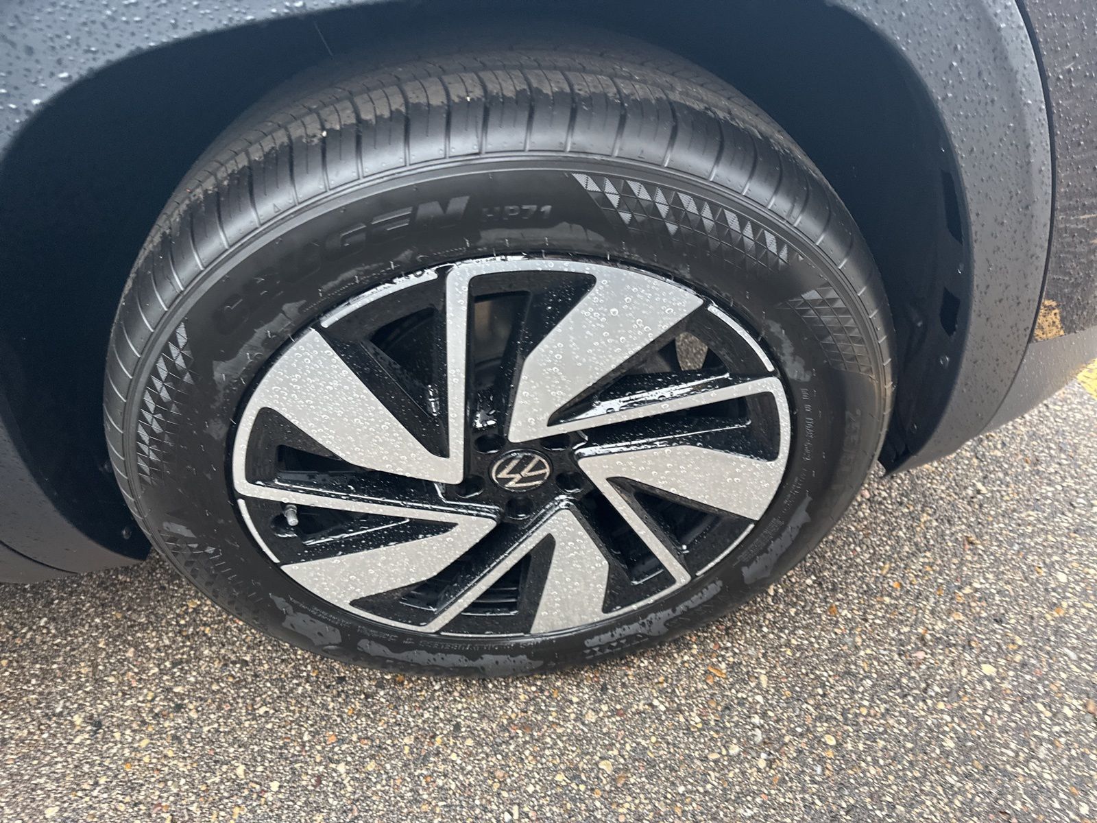 2026 Volkswagen Atlas SE Technology photo 3