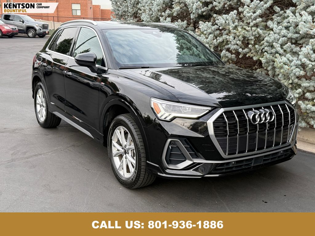 2025 Audi Q3 S line Premium photo 10