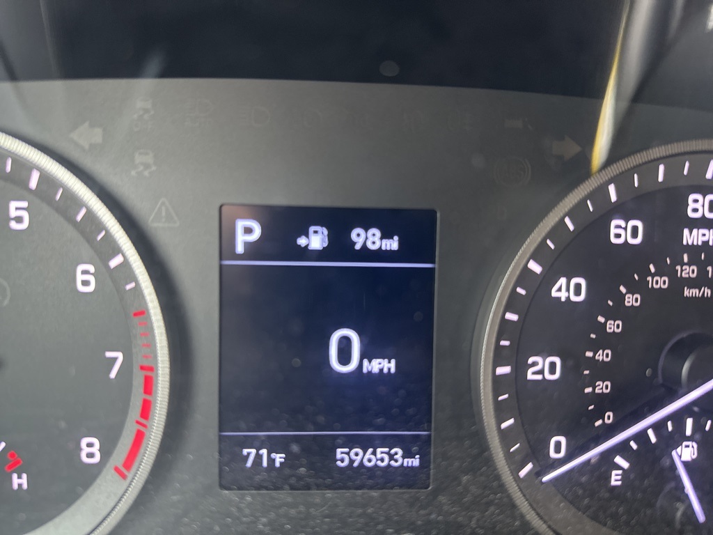 2021 Hyundai Tucson SE photo 3