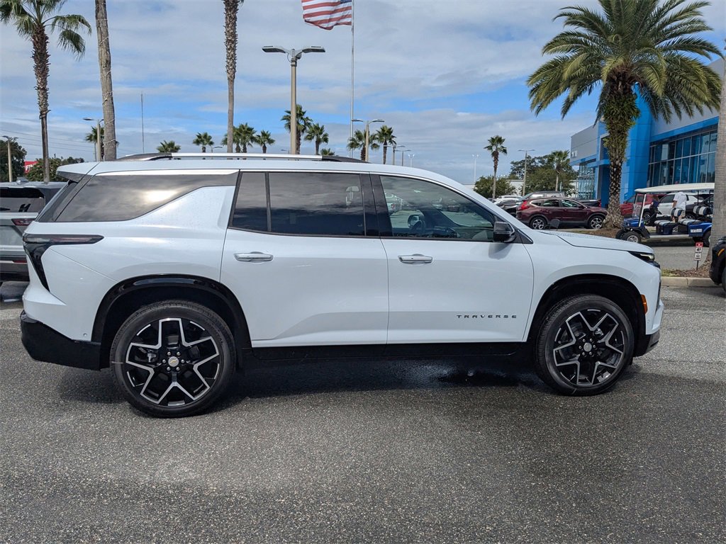 2026 Chevrolet Traverse High Country photo 3