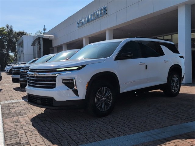 2026 Chevrolet Traverse photo 4