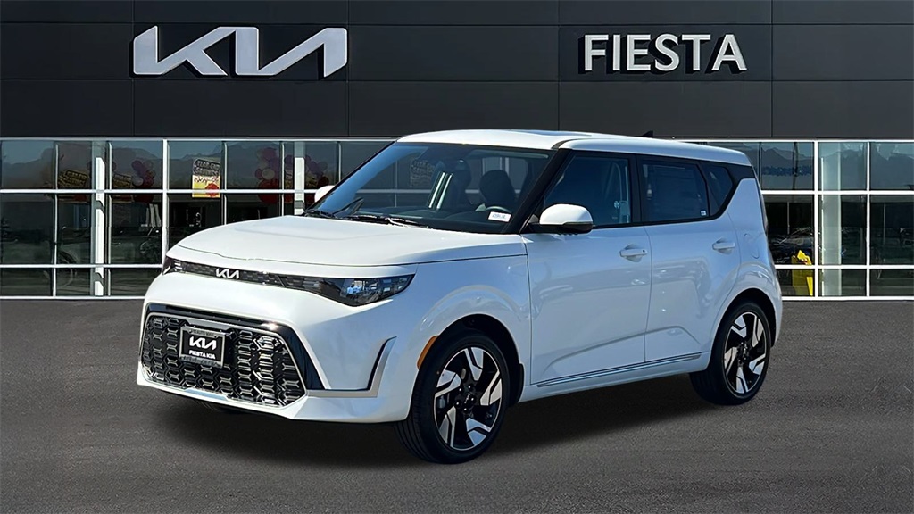 2025 Kia Soul GT-Line photo 2