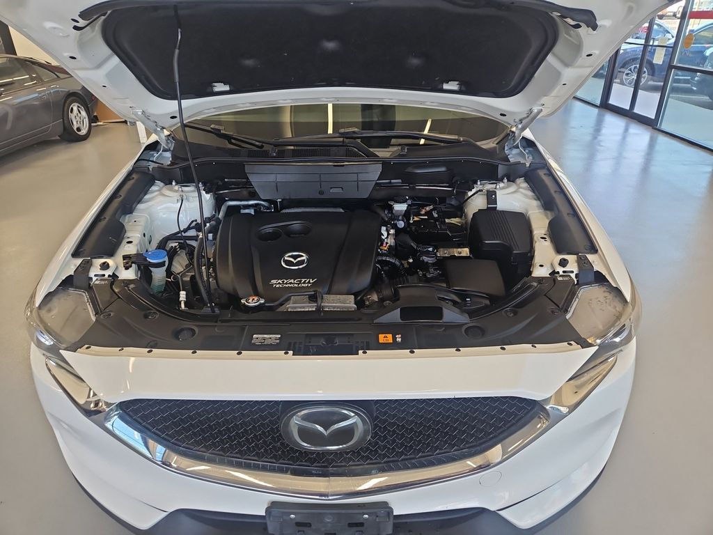 2018 Mazda CX-5 Touring photo 19