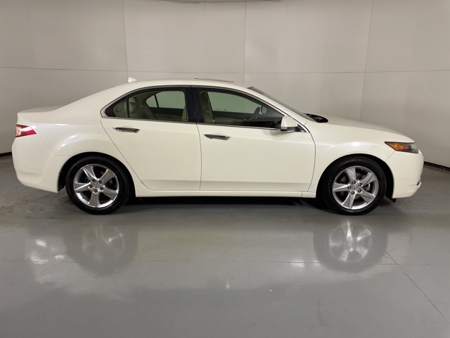 2011 Acura TSX photo 9