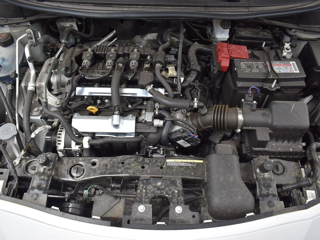 2025 Nissan Versa 1.6 S photo 27