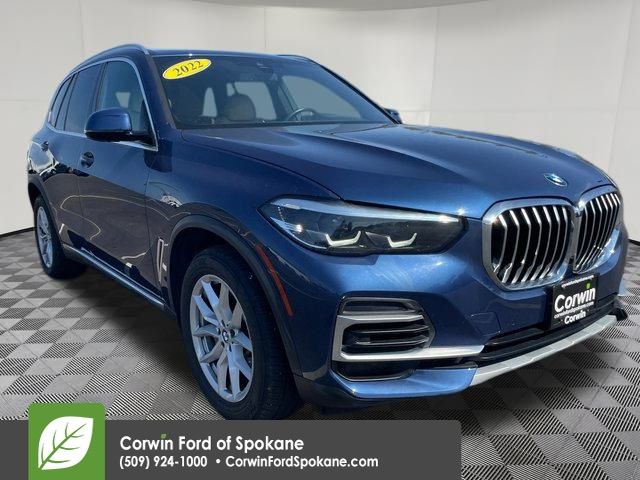 2022 BMW X5 40i's photo