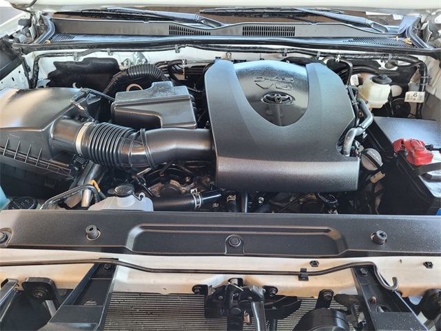2022 Toyota Tacoma SR5 V6 photo 33