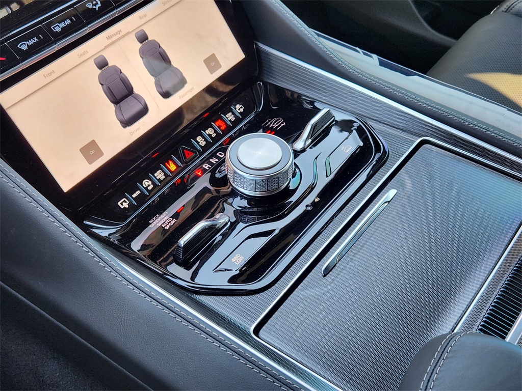 2024 Jeep Grand Wagoneer L II photo 15