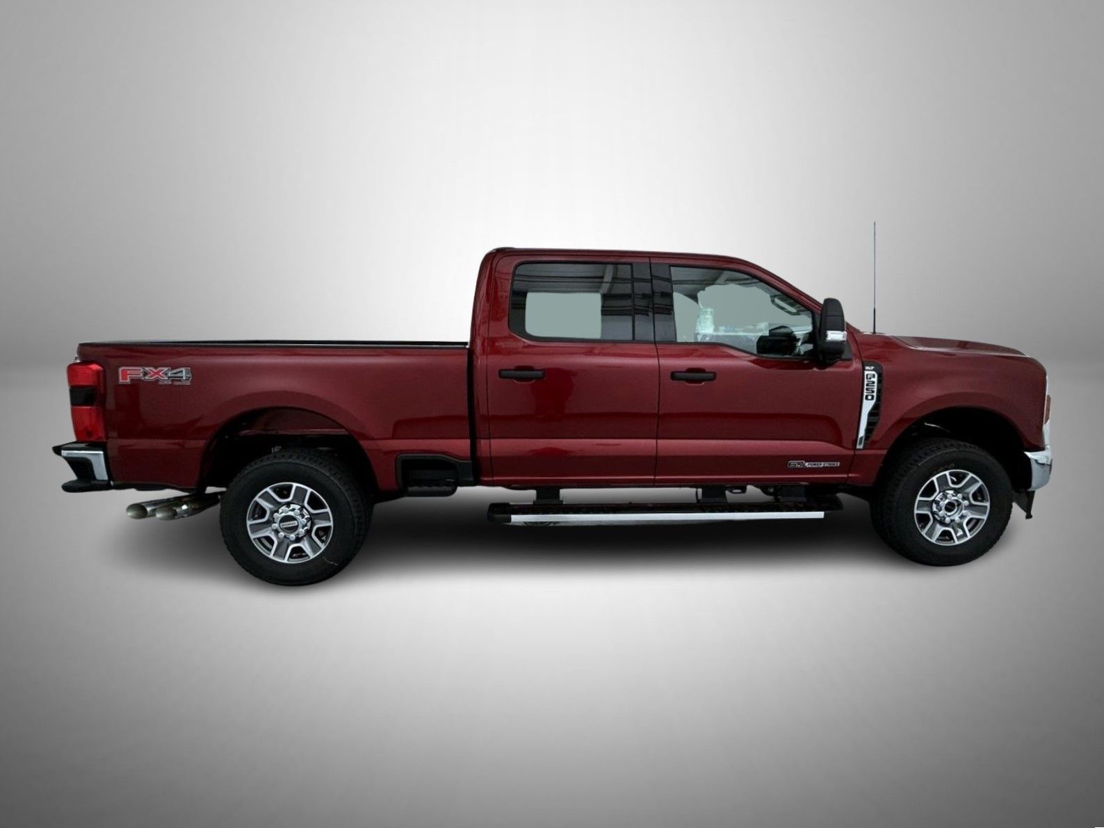 2025 Ford F-250 XLT photo 4