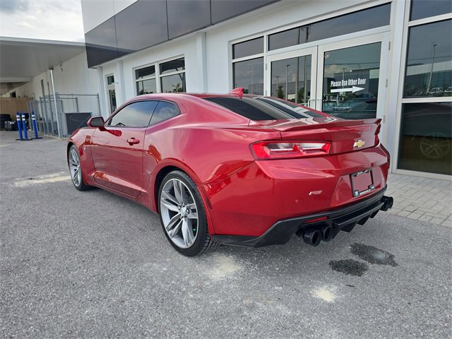 2017 Chevrolet Camaro 2LT photo 4