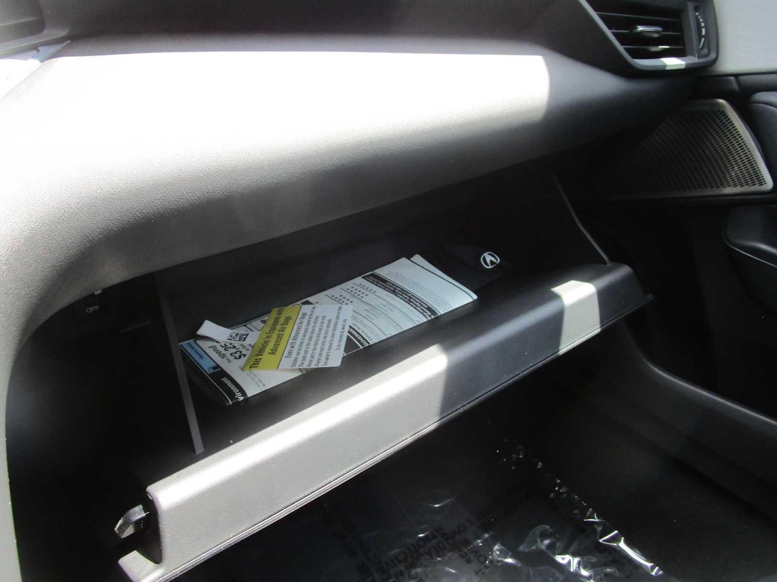 2025 Acura TLX Technology photo 25