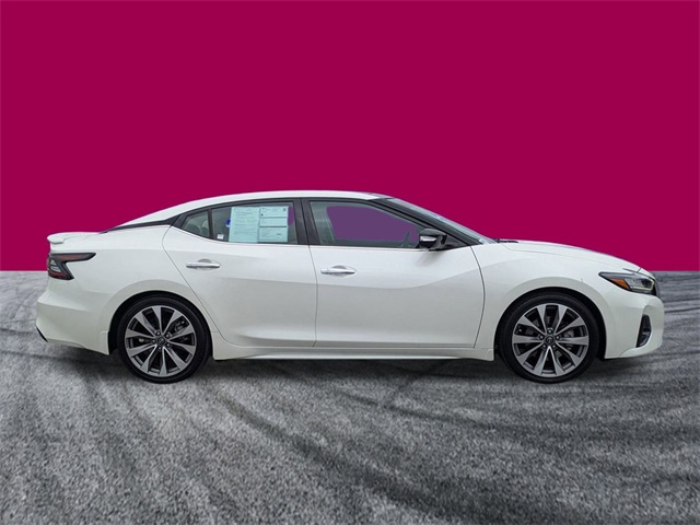 2023 Nissan Maxima Platinum photo 3