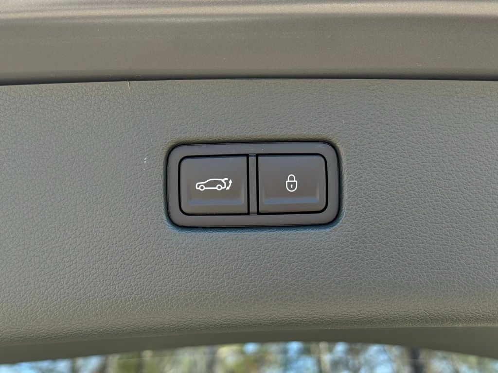 2025 Genesis GV80 3.5T Prestige photo 14