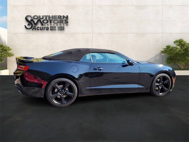 2018 Chevrolet Camaro 2LT photo 5