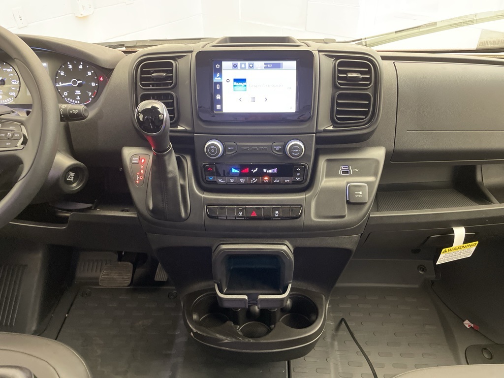 2025 Ram ProMaster 3500 photo 9