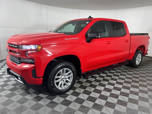 2020 Chevrolet Silverado 1500 RST photo 3