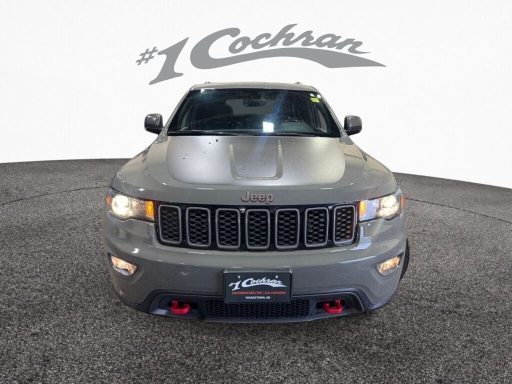 2021 Jeep Grand Cherokee Trailhawk photo 2