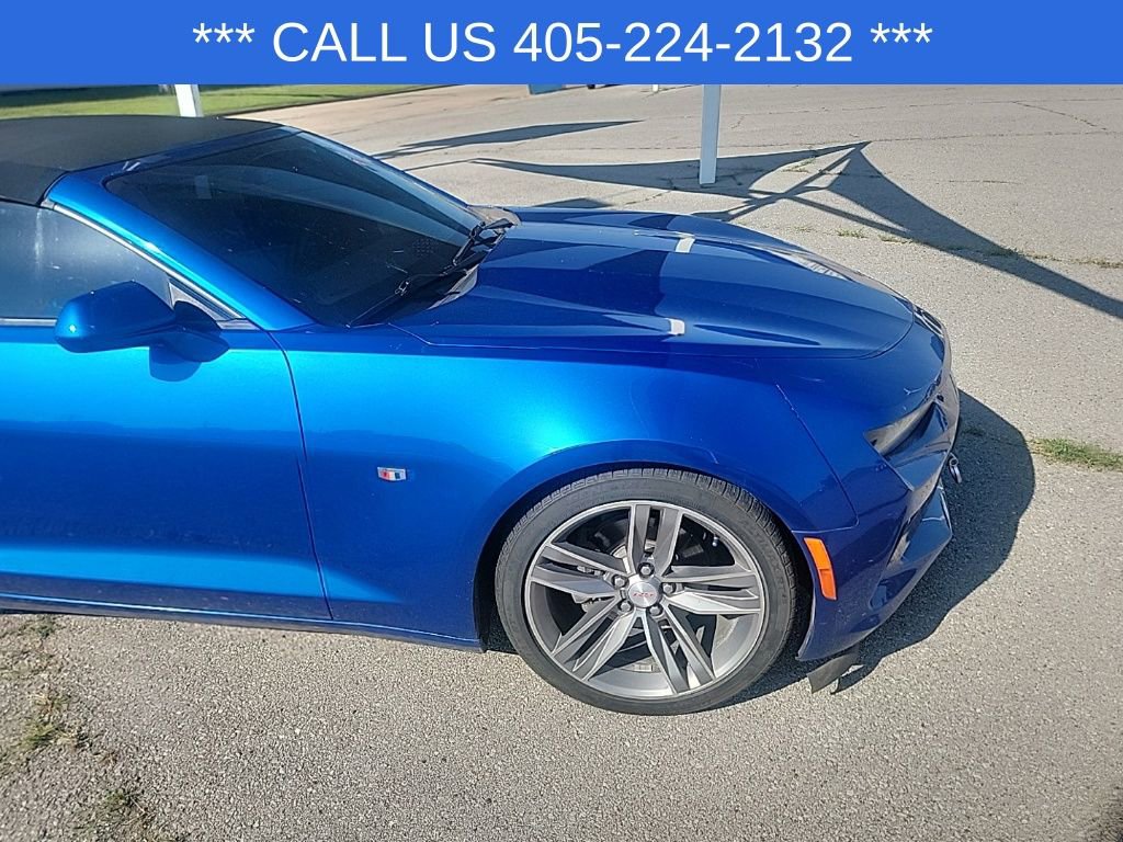 2017 Chevrolet Camaro 2LT photo 24
