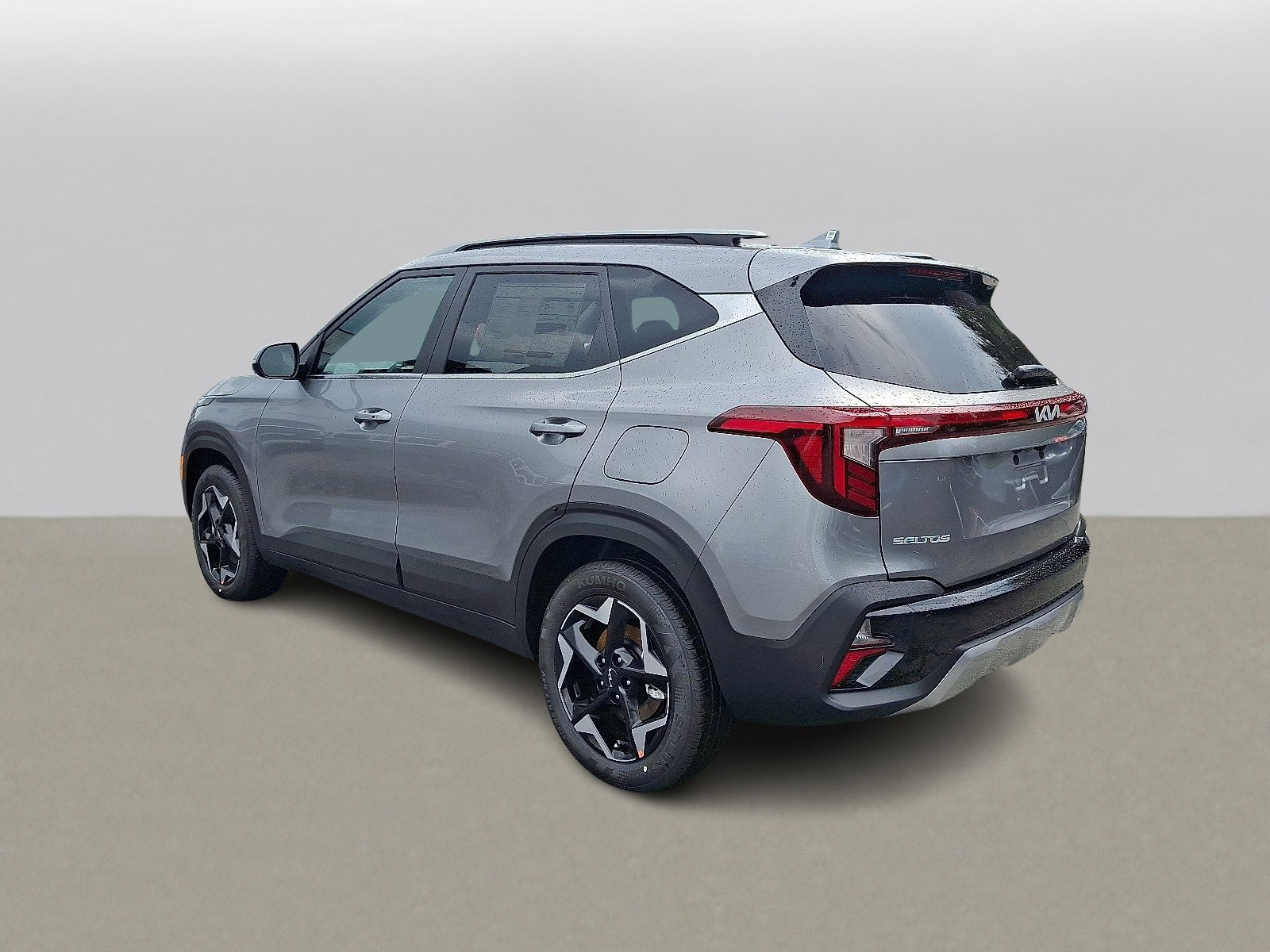 2025 Kia Seltos EX photo 3