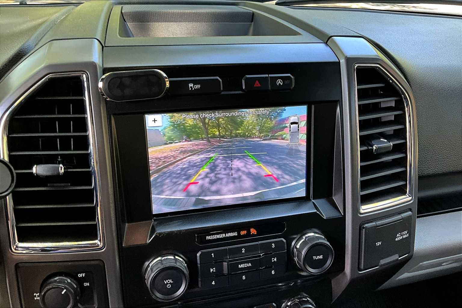 2016 Ford F-150 XLT photo 26