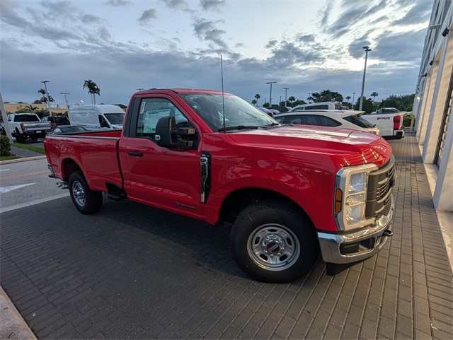 2026 Ford F-350 XL photo 2