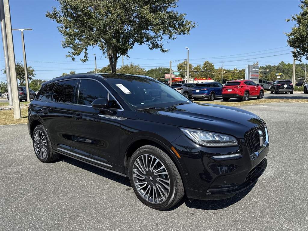 2022 Lincoln Corsair Reserve's photo