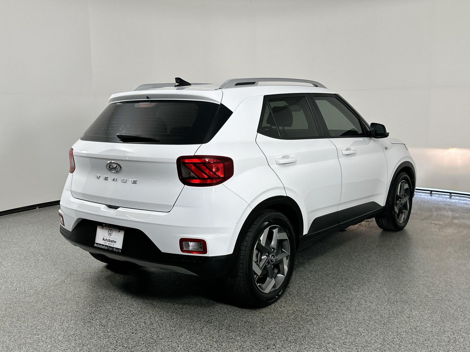 2021 Hyundai Venue SEL Denim photo 4