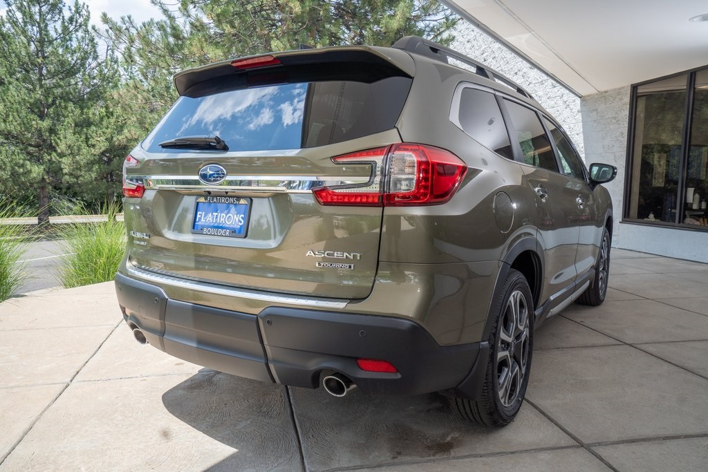 2025 Subaru Ascent Touring photo 2